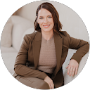 Natalie Lloyd profile picture